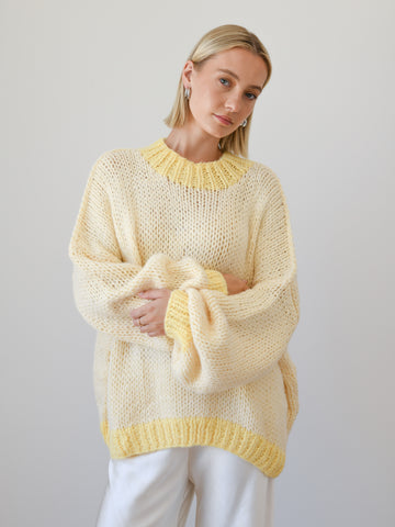 DESIREE OVERSIZE MERINO WOOL JUMPER - CONTRAST DAFFODIL