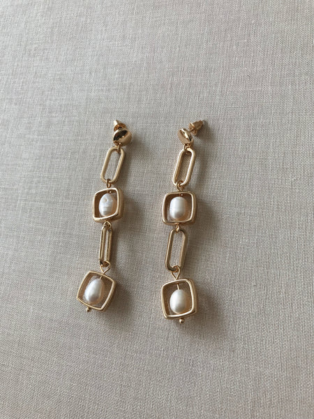 JAYDEN STATEMENT EARRINGS