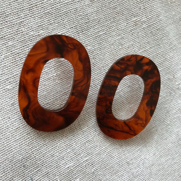 Lisa Oval Statement Earrings