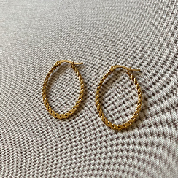 Saint Flat Chain Hoops