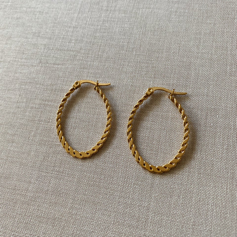 Saint Flat Chain Hoops