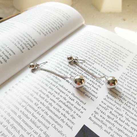 Doris Circle Ball Earrings