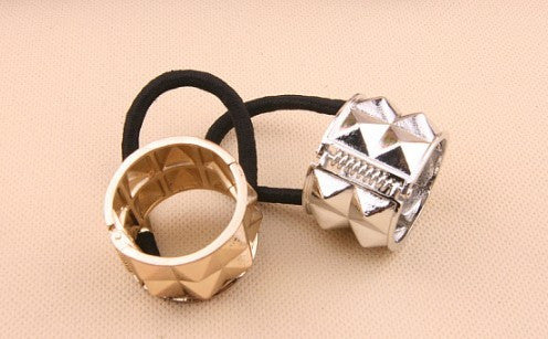 Stud Metal Circle Hair cuff